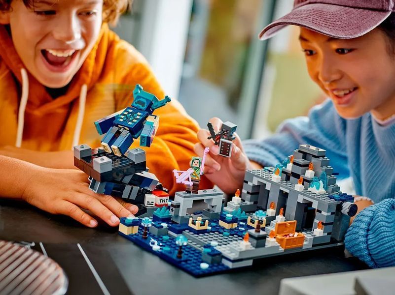 Конструктор Lego minecraft 437 деталей Битва в Глубинной Тьме My World Лего майнкрафт набор май ворлд LG-AA8001 фото
