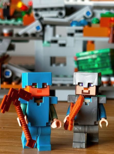 Конструктор Lego minecraft Пещера 587 деталей My World Лего майнкрафт набор май ворлд LG-SJ82003 фото