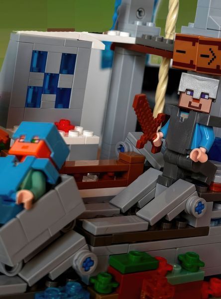 Конструктор Lego minecraft Пещера 587 деталей My World Лего майнкрафт набор май ворлд LG-SJ82003 фото
